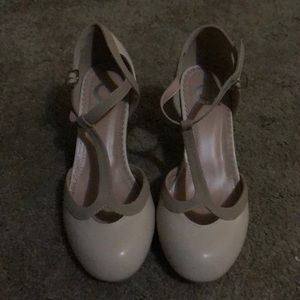 Brand new 7.5 high heels.